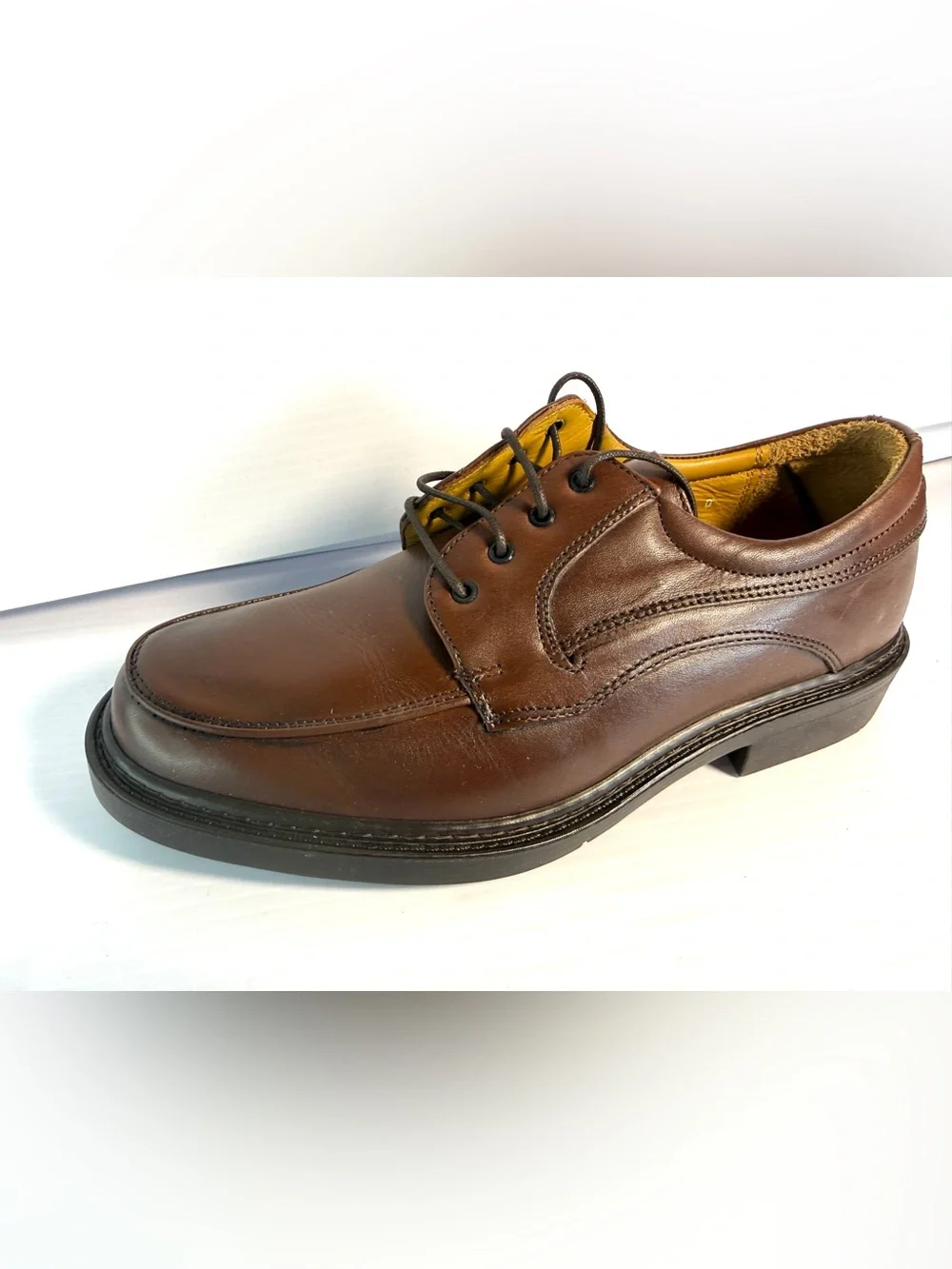 Barrington classic brown